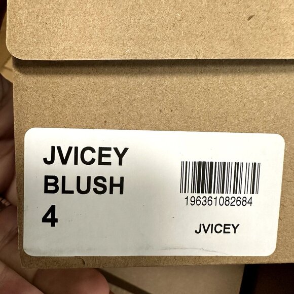 Steven Madden Jvicey Boot Youth size 4 - Picture 9 of 9